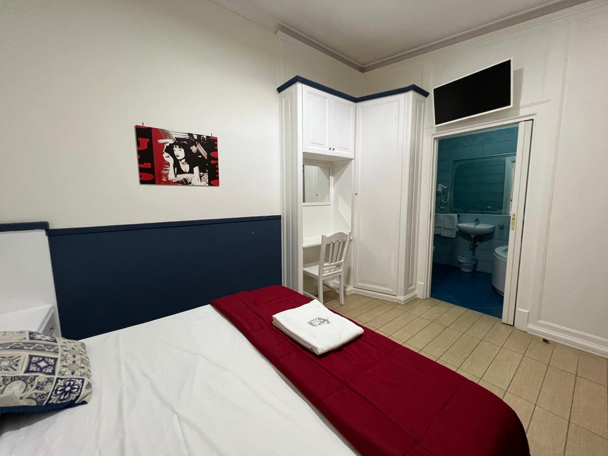 Hotel Tiffany Varcaturo