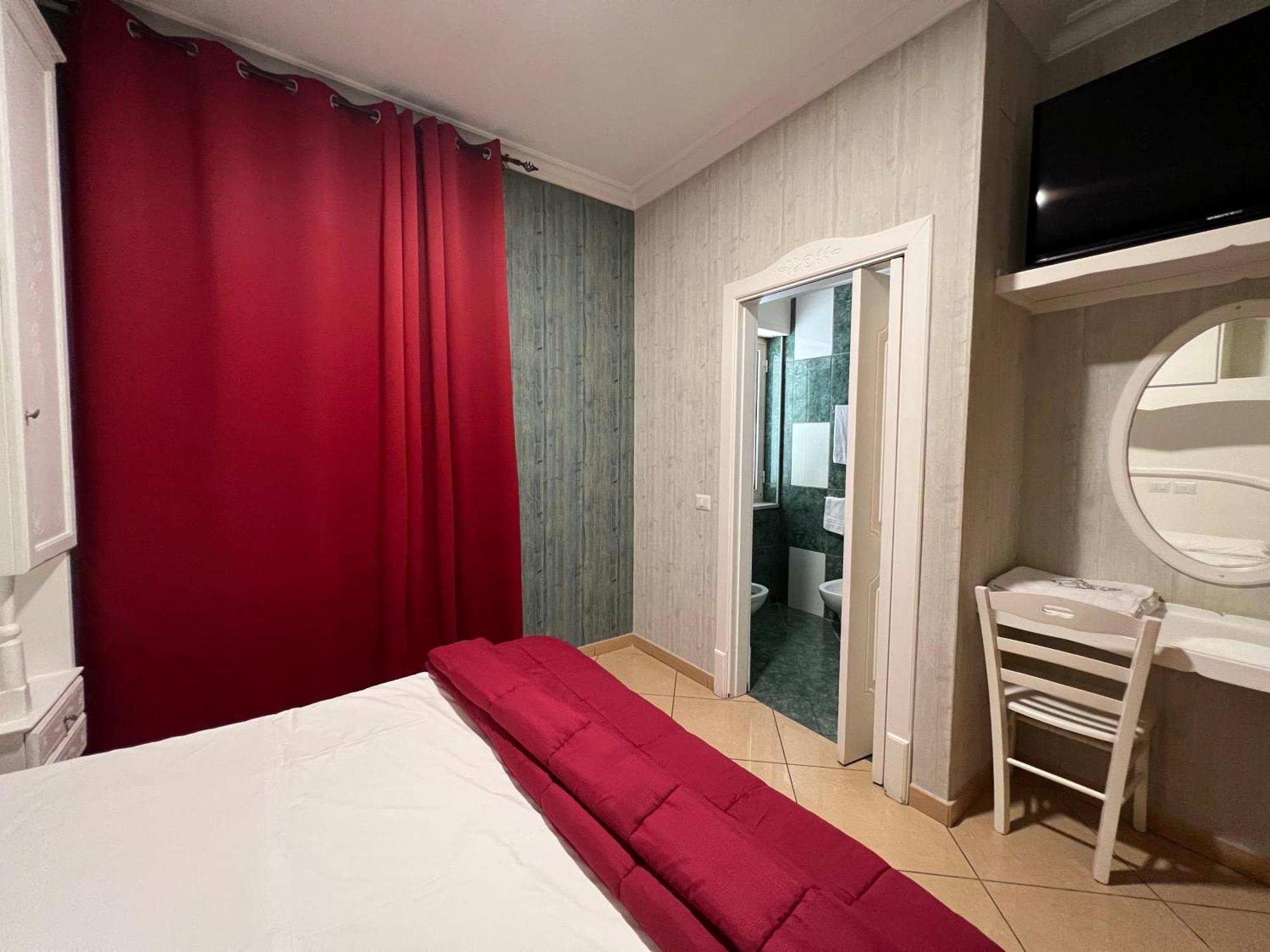 Hotel Tiffany Varcaturo